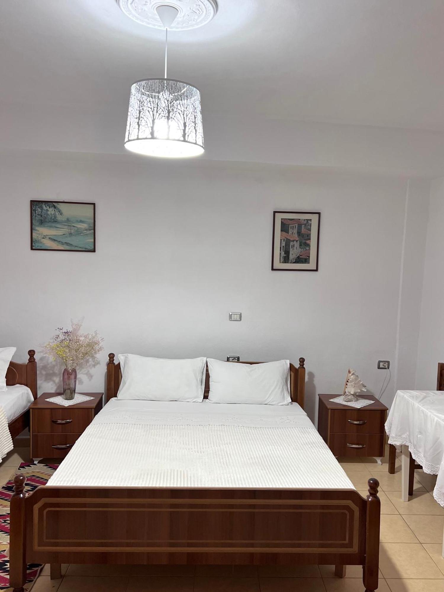 Casa de hóspedes Tourists Gjirokastër
